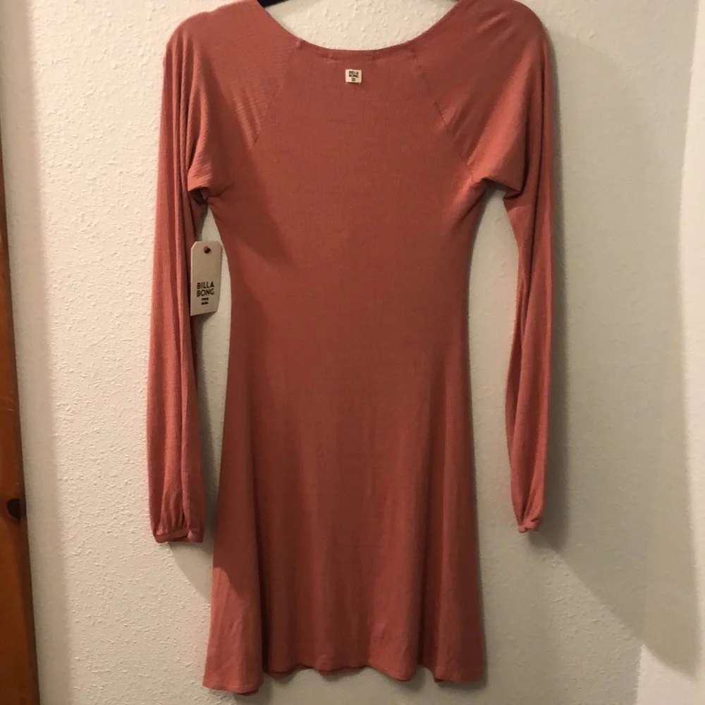 Billabong nineties romance with throwback rib knit w/ sweetheart neckline. - Picture 6 of 6